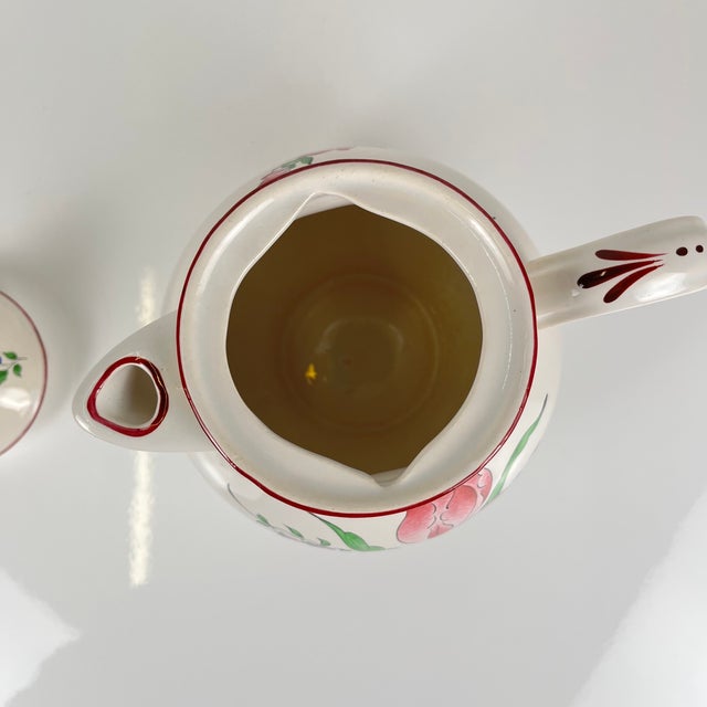 Small Réverbère Model Teapot with Tulip Motif from KG Lunéville, 1980s For Sale - Image 3 of 10
