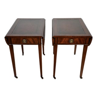 1930s Pair of Weiman Regency Mahogany & Leather Top Pembroke Side / End Tables For Sale