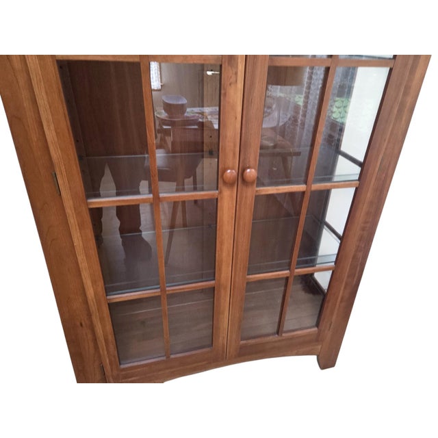 Ethan Allen American Impressions Arts & Crafts Cherry Lighted Curio Cabinet For Sale - Image 9 of 17