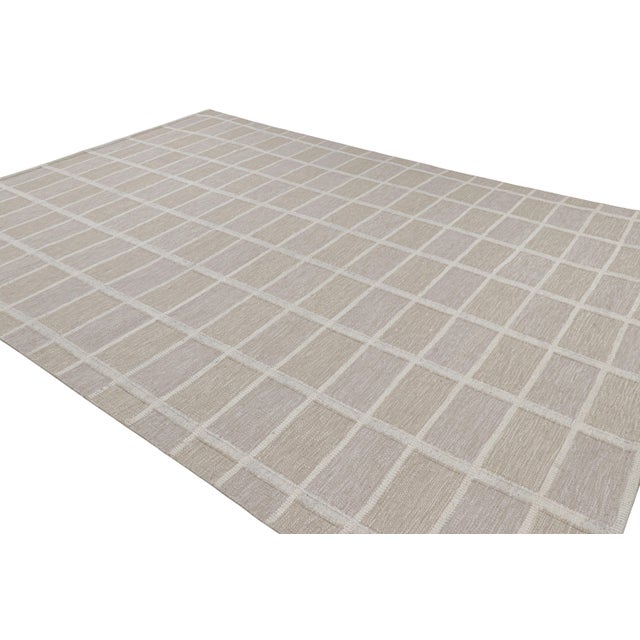 2010s Rug & Kilim’s Scandinavian Style Rug in Gray and White With Geometric Patterns For Sale - Image 5 of 8