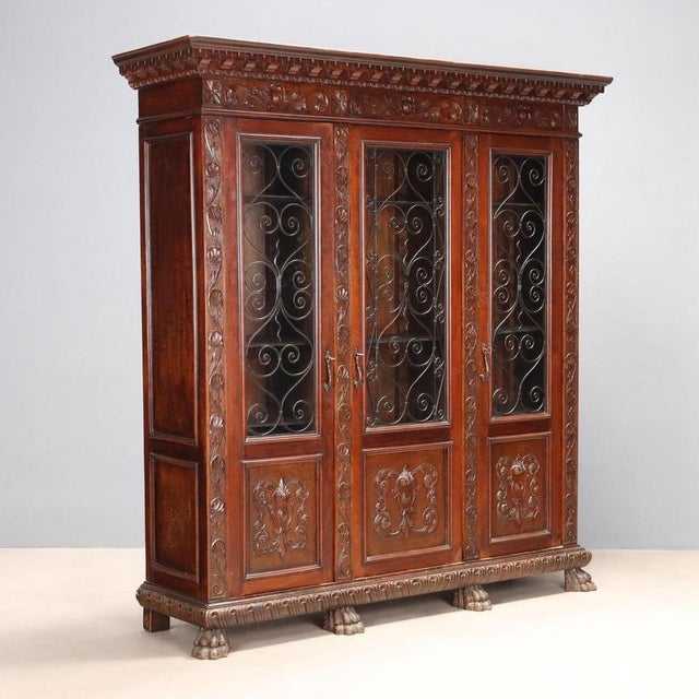 Antique Neo-Renaissance Style Bookcase in Walnut, 1900s For Sale - Image 11 of 11