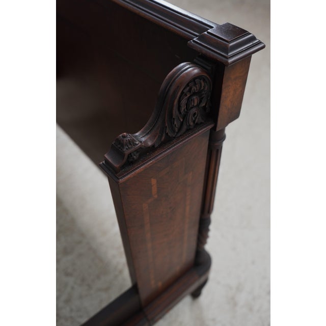 1920s Pair of Inlaid Neoclassical Mahogany Single Beds For Sale - Image 5 of 17