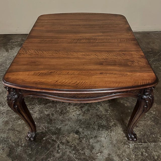 Antique French Louis XIV Walnut Dining Table With 2 Leaves For Sale In Baton Rouge - Image 6 of 12