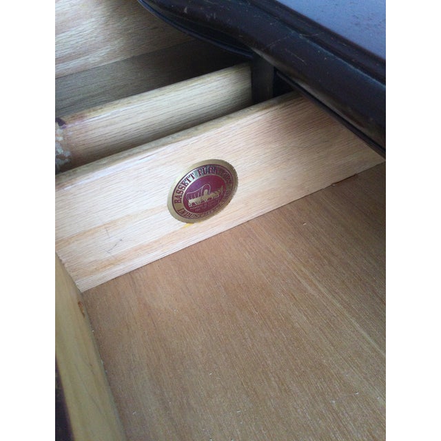 Wood Mid Century Federal Style Mahogany Writing Desk With 7 Drawers For Sale - Image 7 of 18