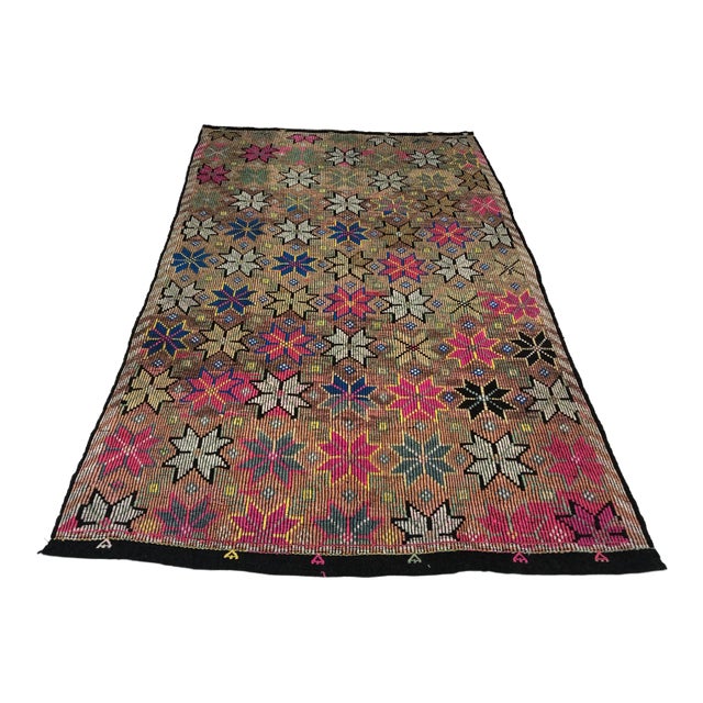 Turkish Home Living Oversize Kilim Rug - 5′8″ × 9′10″ For Sale