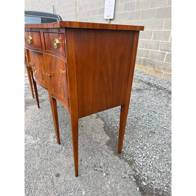 Wood Late 20th Century Hickory Chair Mahogany Satinwood Inlaid Serpentine Front Sideboard. For Sale - Image 7 of 17