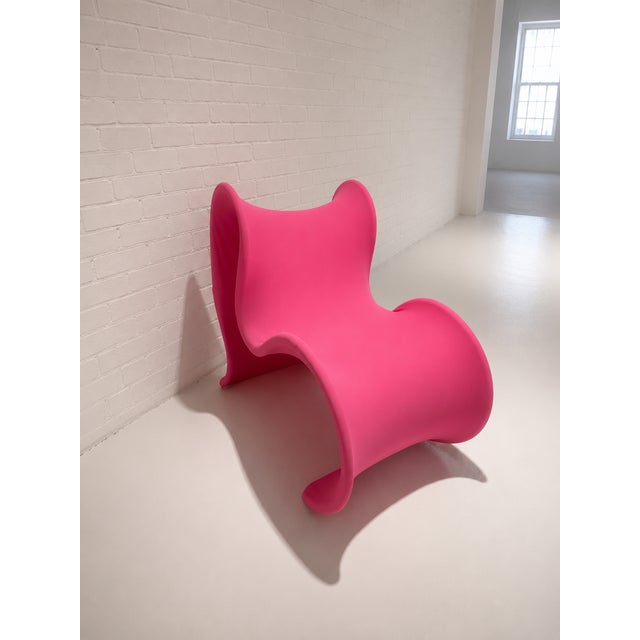 Designed by Gianni Pareschi for Busnelli, the Fiocco Lounge Chair is an iconic example of innovative Italian design from...