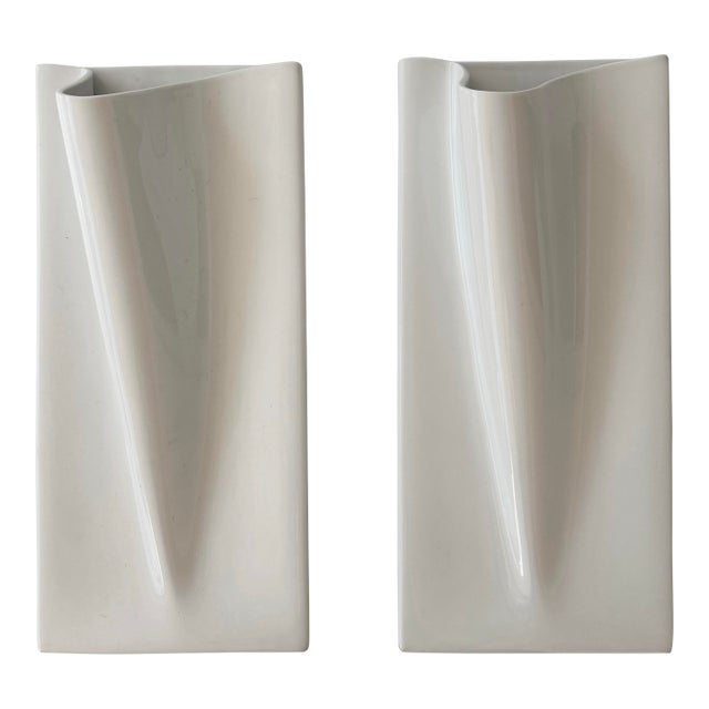 Contemporary White Glossy Wall Vases by Arhaus For Sale