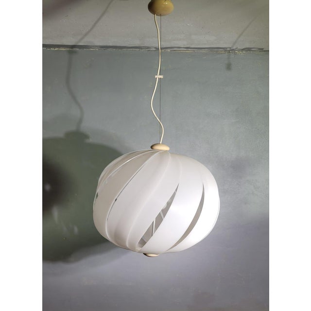 Plastic Alicante Pendant Lamp attributed to Emanuele Ponzio for Guzzini, 1960s For Sale - Image 7 of 13