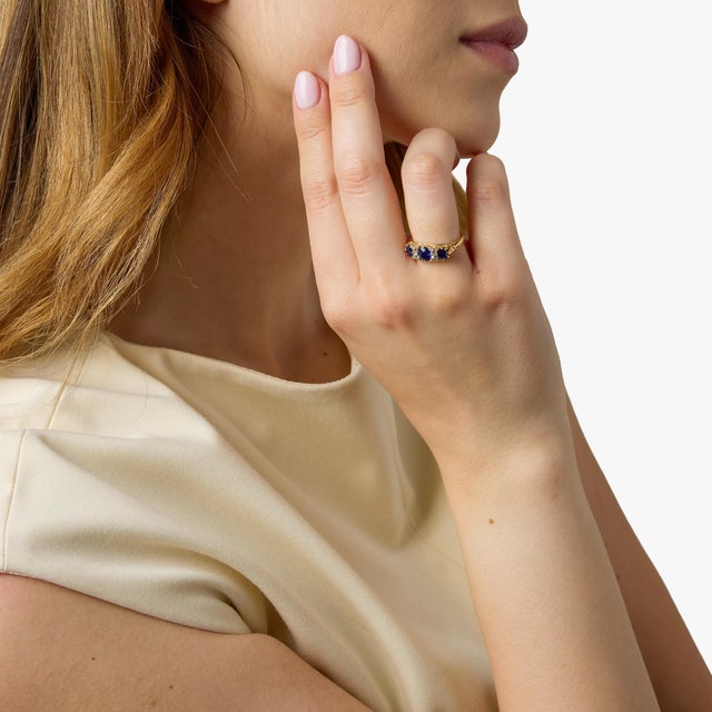 Late 19th Century Late 19th Century Victorian English Gia No Heat Sapphire Diamond 18k Yellow Gold Band Ring, Size 6.75 For Sale - Image 5 of 8