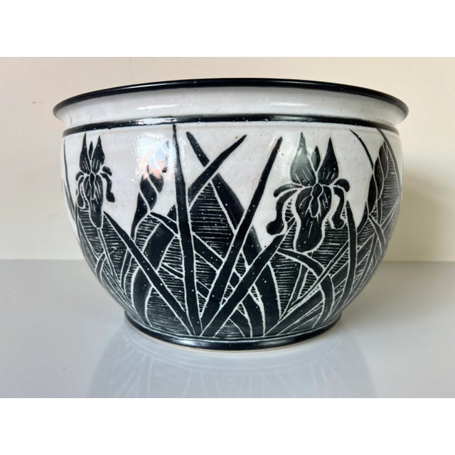 Mid-Century Modern 1980's Vintage Carris Hand Painted Pottery Planter For Sale - Image 3 of 10