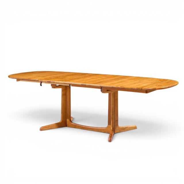 Mid-Century Modern Gudme Møbelfabrik Mid Century Teak Expanding Dining Table With 2 Leaves For Sale - Image 3 of 14