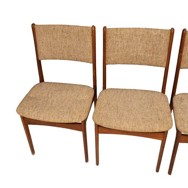 1970s Set of 4 Danish Modern Dining Chairs Teak Frame Tweed Upholstery Mid Century For Sale - Image 10 of 16