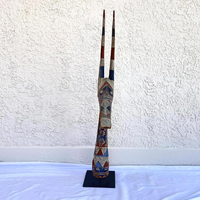 Early 20th Century Early 20th Century Kurumba Wood Carving Burkina Faso MATTER COLLECTION For Sale - Image 5 of 8