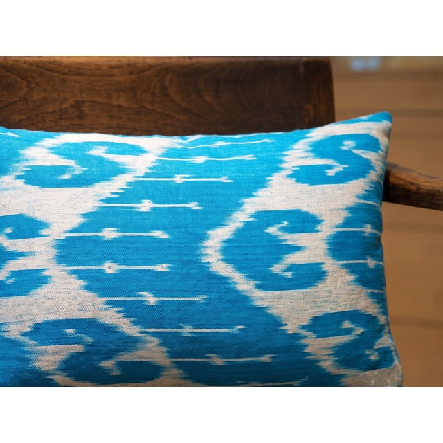 1990s Wave Pattern Ikat Lumbar Pillow Cover For Sale - Image 13 of 13