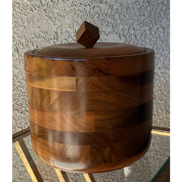 Circa 1970/1980 Sleek & Chic Walnut Wood Ice Bucket With Attached Insulated Glass Insert For Sale - Image 18 of 18