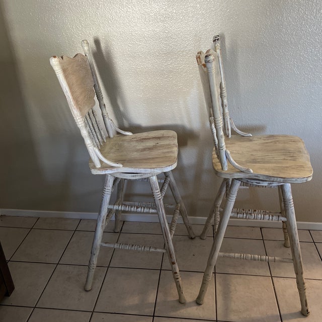 1980s Rustic Distressed Whitewash Farmhouse Swivel Barstools For Sale - Image 4 of 7