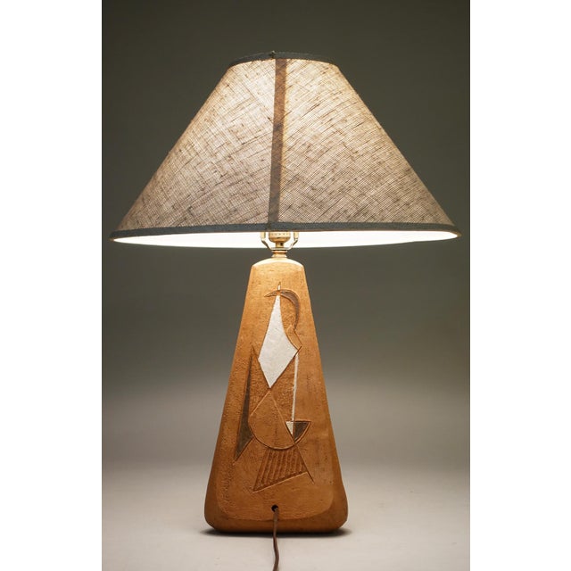 1970s Large Mid Century Modern Indigenous Southwestern Brutalist Sgraffito Terra Cotta Ceramic Art Pottery Table Lamp 1970s For Sale - Image 5 of 11