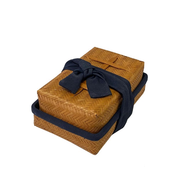 Asian Handmade Rustic Brown Rattan Rectangular Accent Storage Box For Sale - Image 4 of 8