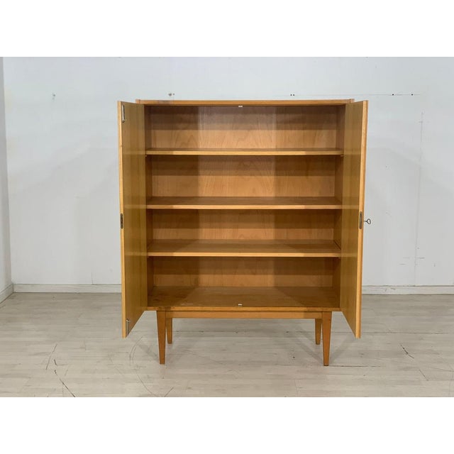 Mid-Century Linen Cabinet, 1960s For Sale - Image 5 of 11