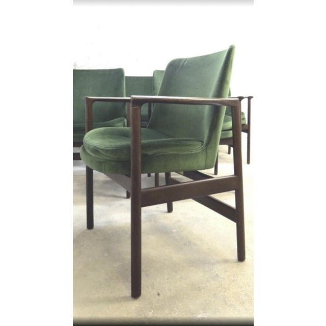 Mid-Century Danish Armchair in Deep Green Velvet Velour attributed to Ib Kofod-Larsen for Fröscher KG, Germany, 1960s For Sale - Image 9 of 14