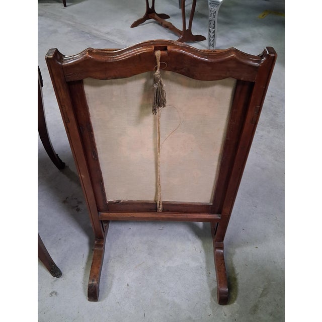 19th Century Napoleon III Fireplace Screen with Discreet Shelf For Sale - Image 5 of 7