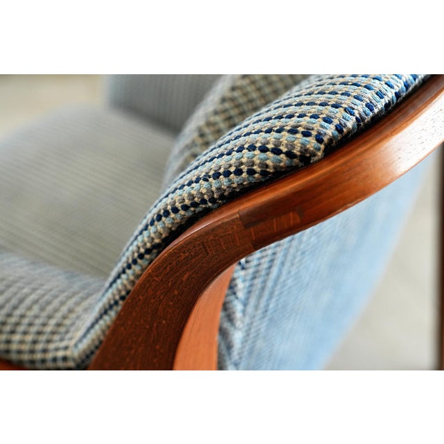 Pair of Bill Stephens Knoll Model 1315 Lounge Chairs | Newly Upholstered in Rare Nos Vintage Knoll Kampala Fabric For Sale - Image 9 of 14