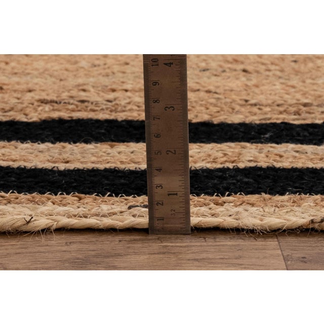 4'x6' Black Border Rectangle Jute Handmade Rug For Sale - Image 6 of 7