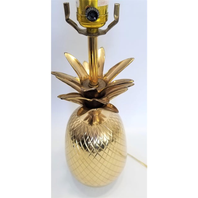 Vintage Solid Brass Pineapple Bedside or Desk Lamp - Feng Shui - Palm Beach Boho Chic Tropical Coastal For Sale In Miami - Image 6 of 10