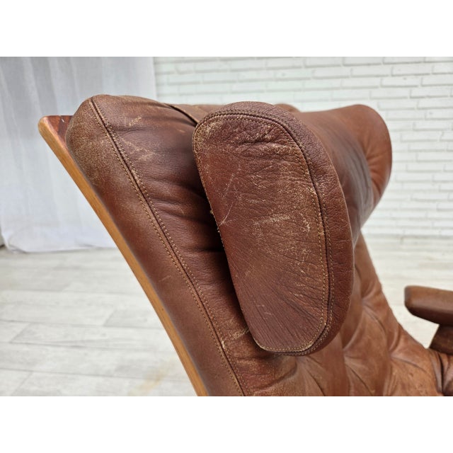 Scandinavian Swivel Armchair in Brown Furniture Leather, 1960s For Sale - Image 15 of 16