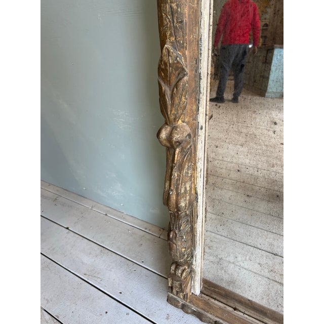 Wood Italian Carved Mirror From Tuscany With Gold Faces For Sale - Image 7 of 9