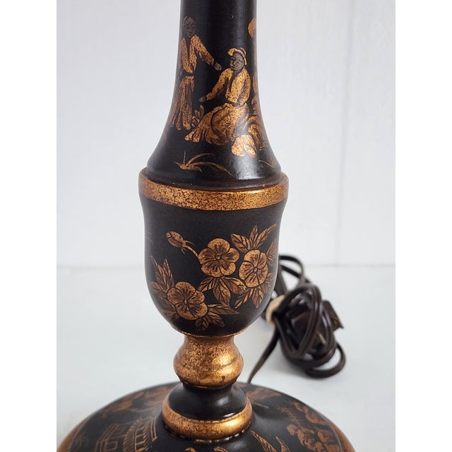 Vintage Chinoiserie Style Tole Painted & Wood Table Lamp For Sale - Image 10 of 12