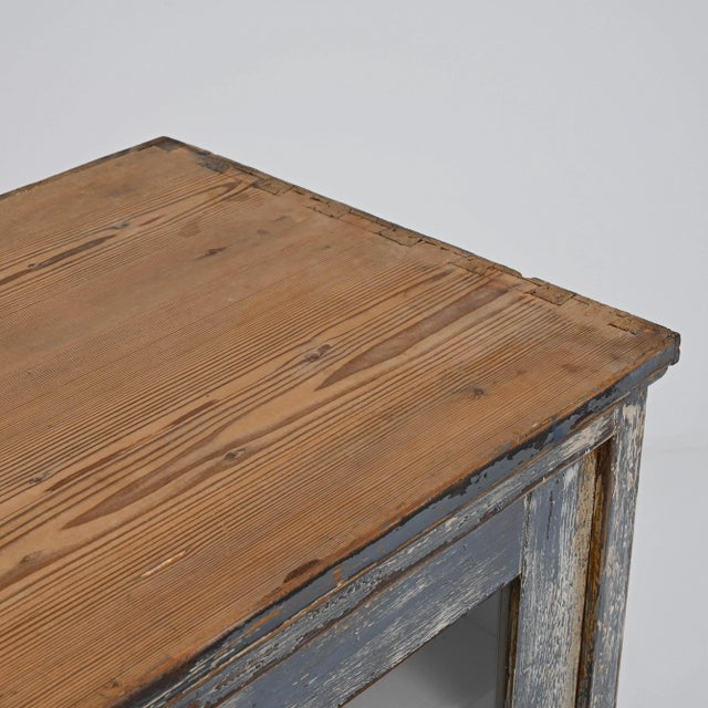 Wood 1900s French Provincial Wooden Vitrine Counter For Sale - Image 7 of 13