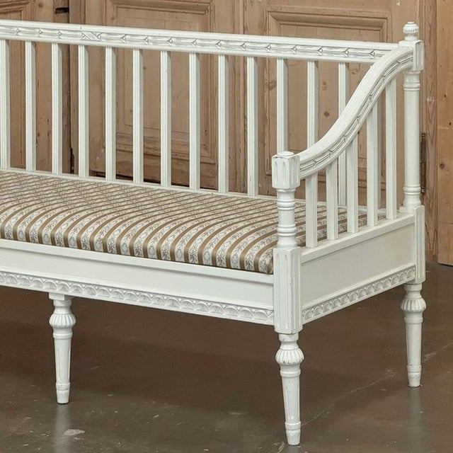 Antique White 18th Century Swedish Gustavian Painted Settee ~ Neoclassical Design For Sale - Image 8 of 18