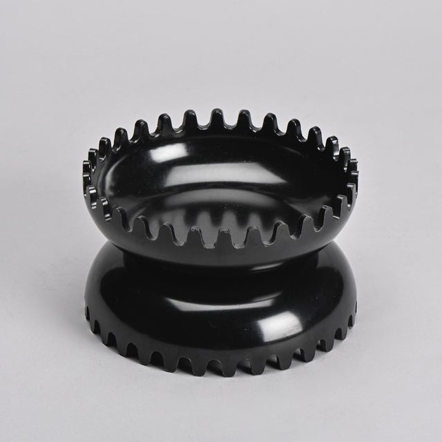 Plastic Clam Storage Box by Alan Fletcher, 1970 For Sale - Image 7 of 8