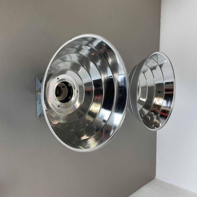 No. 2 Fotostudio Ceiling Lights from Zeiss Ikon, Germany, 1970s, Set of 2 For Sale - Image 4 of 18