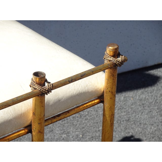 1970s Vintage Hollywood Regency Gold Gilt Rope Metal Vanity Bench Stool For Sale - Image 5 of 18