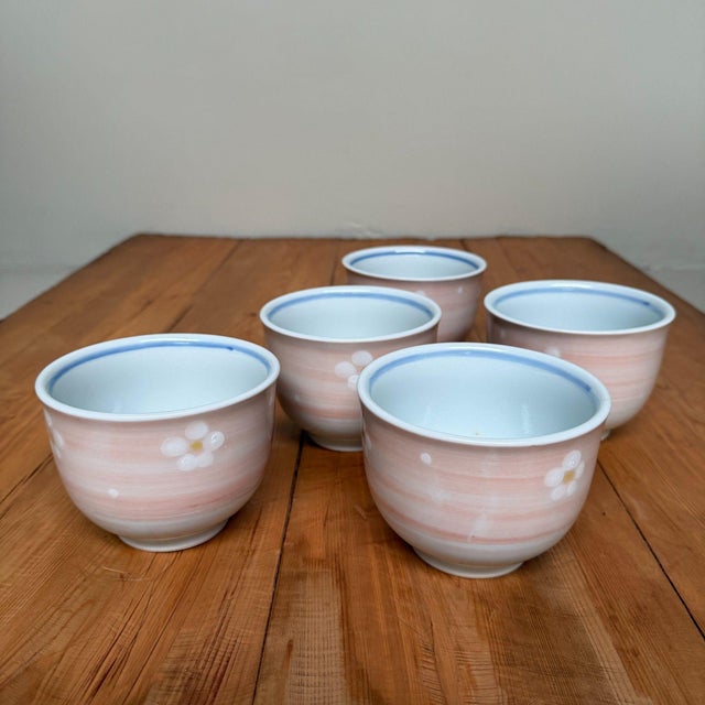 1980s Arita-Yaki Yunomi Tea Bowls with Blossoms, 1980s, Set of 5 For Sale - Image 5 of 16