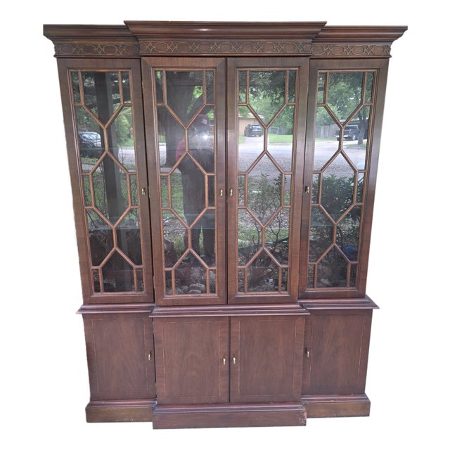 Hickory Chair 70's Era 2 Piece Mahogany Cabinet For Sale