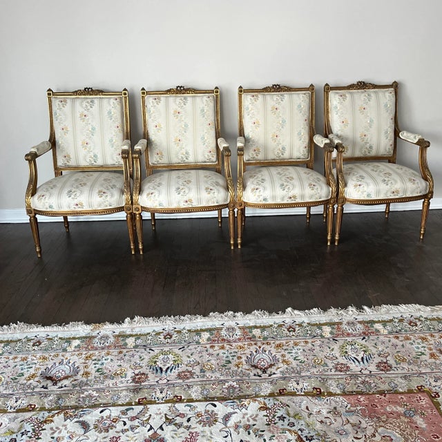 French Antique 5-Piece Salon Set For Sale In New York - Image 6 of 9