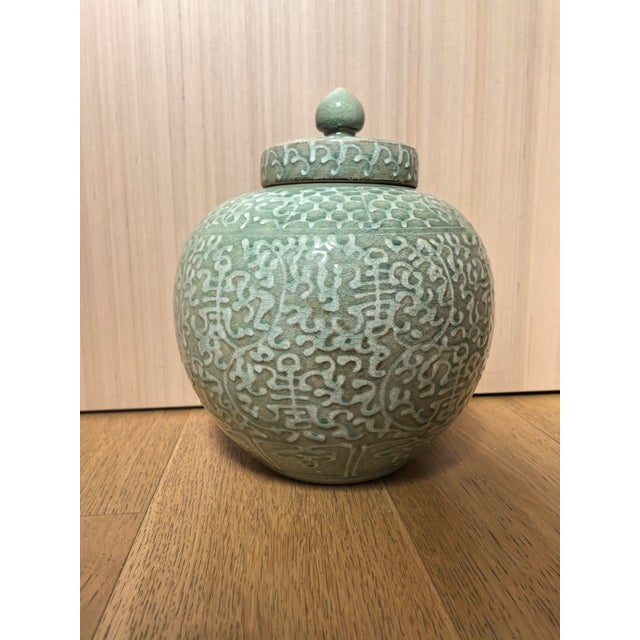 "W-25cm,H-29cm Experience the beauty and elegance of Chinese history with our Chinese Vintage Porcelain Handcrafted with...