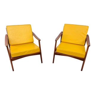 Mid Century Danish Modern Lounge Chairs- a Pair For Sale