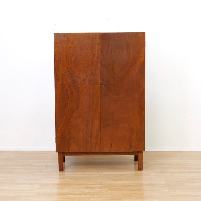 Large 1950s Vintage Draftsmans Storage Cupboard For Sale In Los Angeles - Image 6 of 10