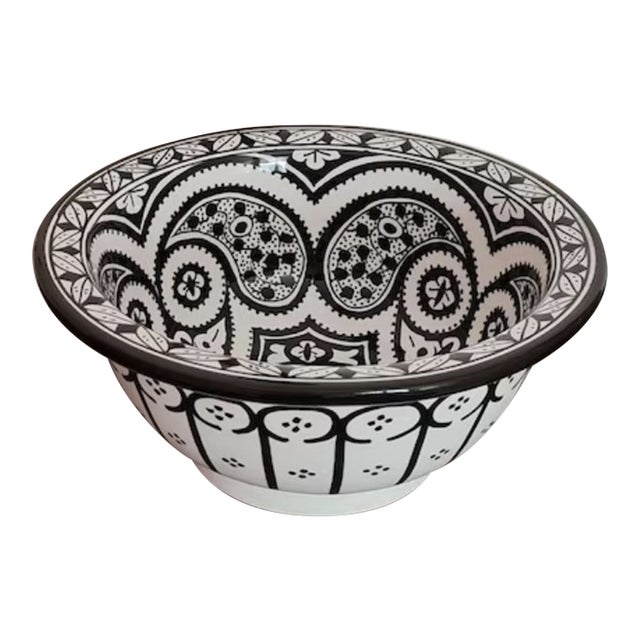 Contemporary Black and White Bathroom Sink For Sale