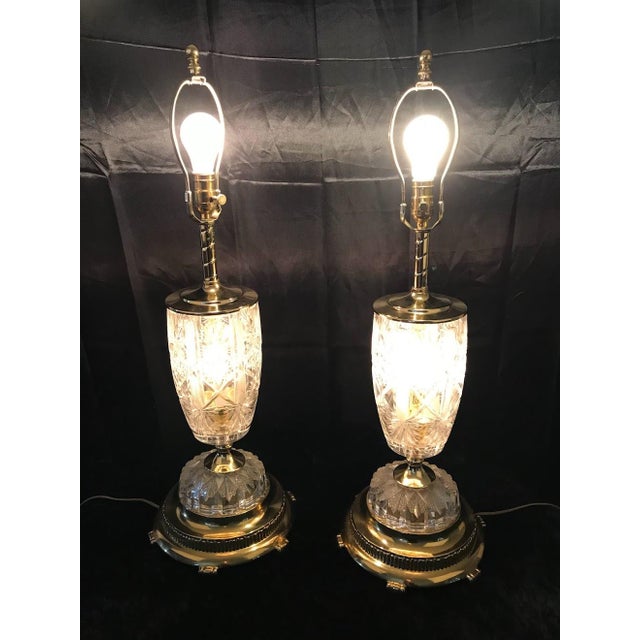 The Luminaries: A Rare Pair of 1970s Internally Lit Lead Crystal Statement Lamps For Sale - Image 11 of 12