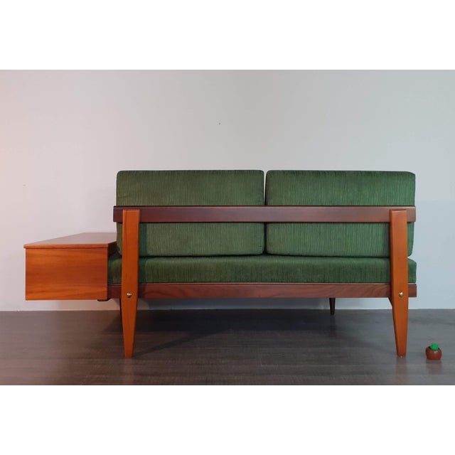 1960s Mid-Century Scandinavian Daybeds and Corner Table by Ingmar Relling for Ekornes, 1960s, Set of 3 For Sale - Image 5 of 18