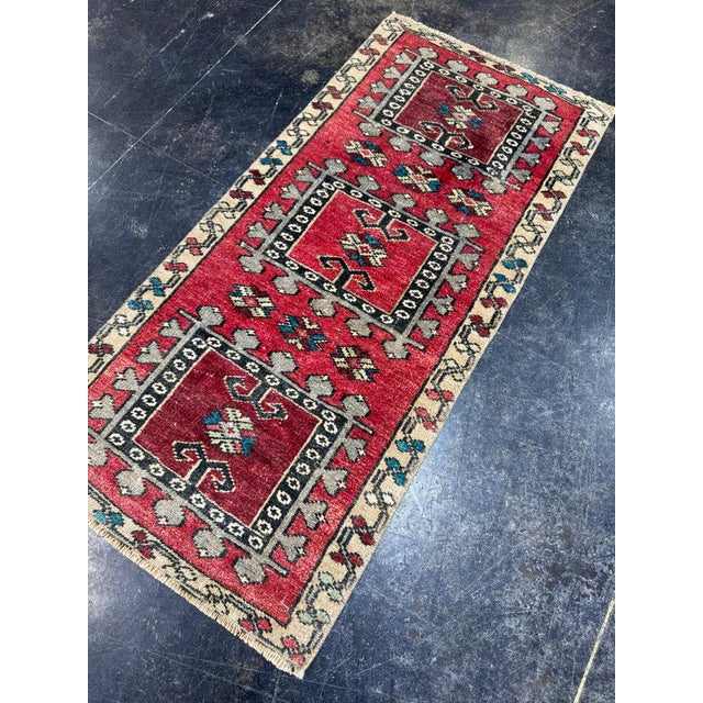 Early 21st Century Turkish Yastik Rug 1'7" x 3'3" For Sale - Image 5 of 5