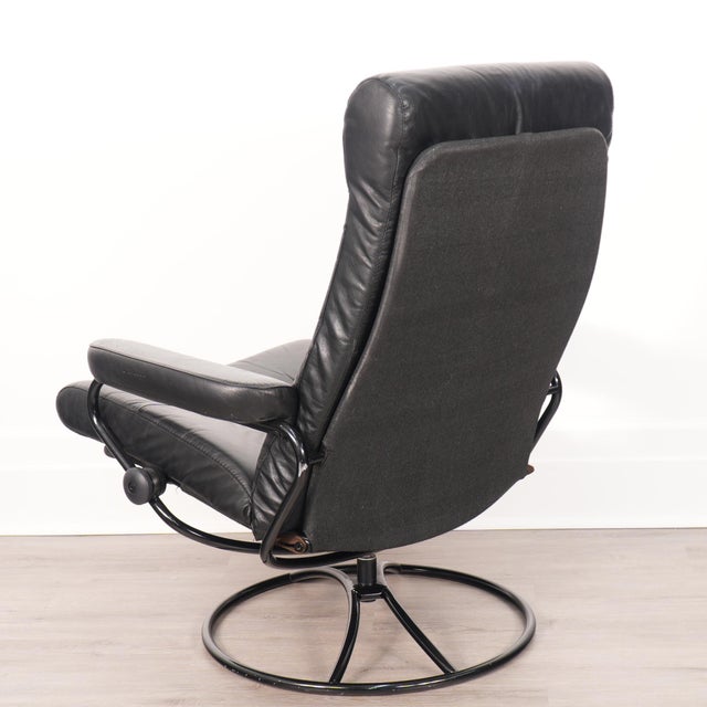 Metal 1970s Attributed to Ekornes Stressless Leather Recliner & Ottoman For Sale - Image 7 of 10