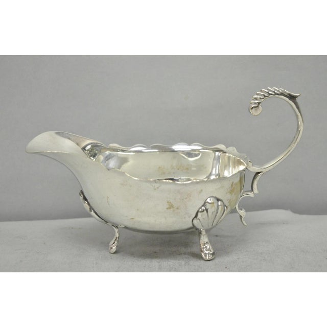 Victorian Vintage Victorian Style Silver Plated Footed Gravy Sauce Boat With Handle For Sale - Image 3 of 14