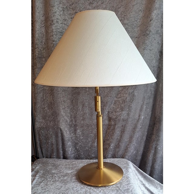 Infinitely height-adjustable from 76 to 90 cm European Plug (up to 250V).The wiring of this item may be original and might...